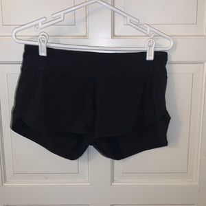 Lululemon running short